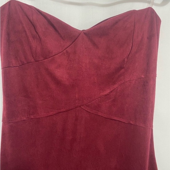 MYSTIC Los Angeles Strapless Fringe Dress Burgundy Medium - Picture 3 of 3